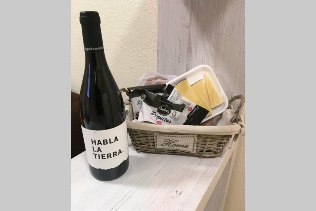 Cozy And Well Located In The Center Of Appartement Sevilla